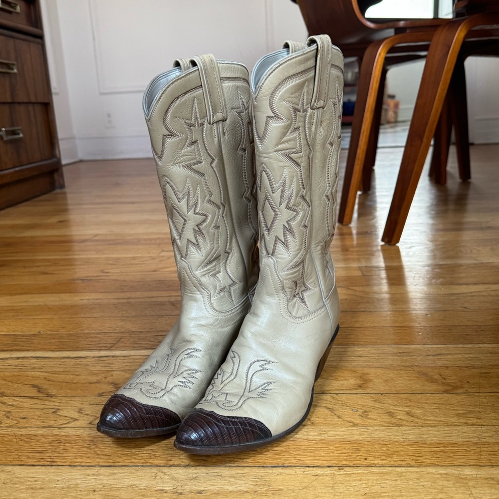 Vintage Tony Lama Tan Brown Cowboy Boots 7 A